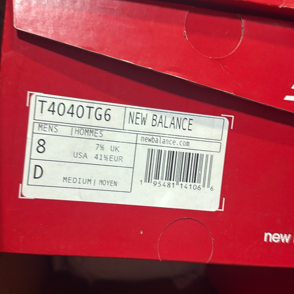 New Balance Grey and White FuelCell 4040 v6 Turf Trainer